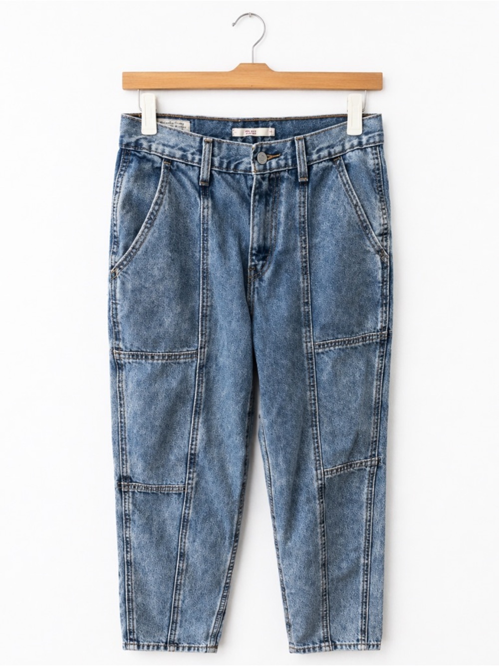 Levi’s Mom Jeans 26 High Rise Tapered Acid Wash Blue Vintage Style